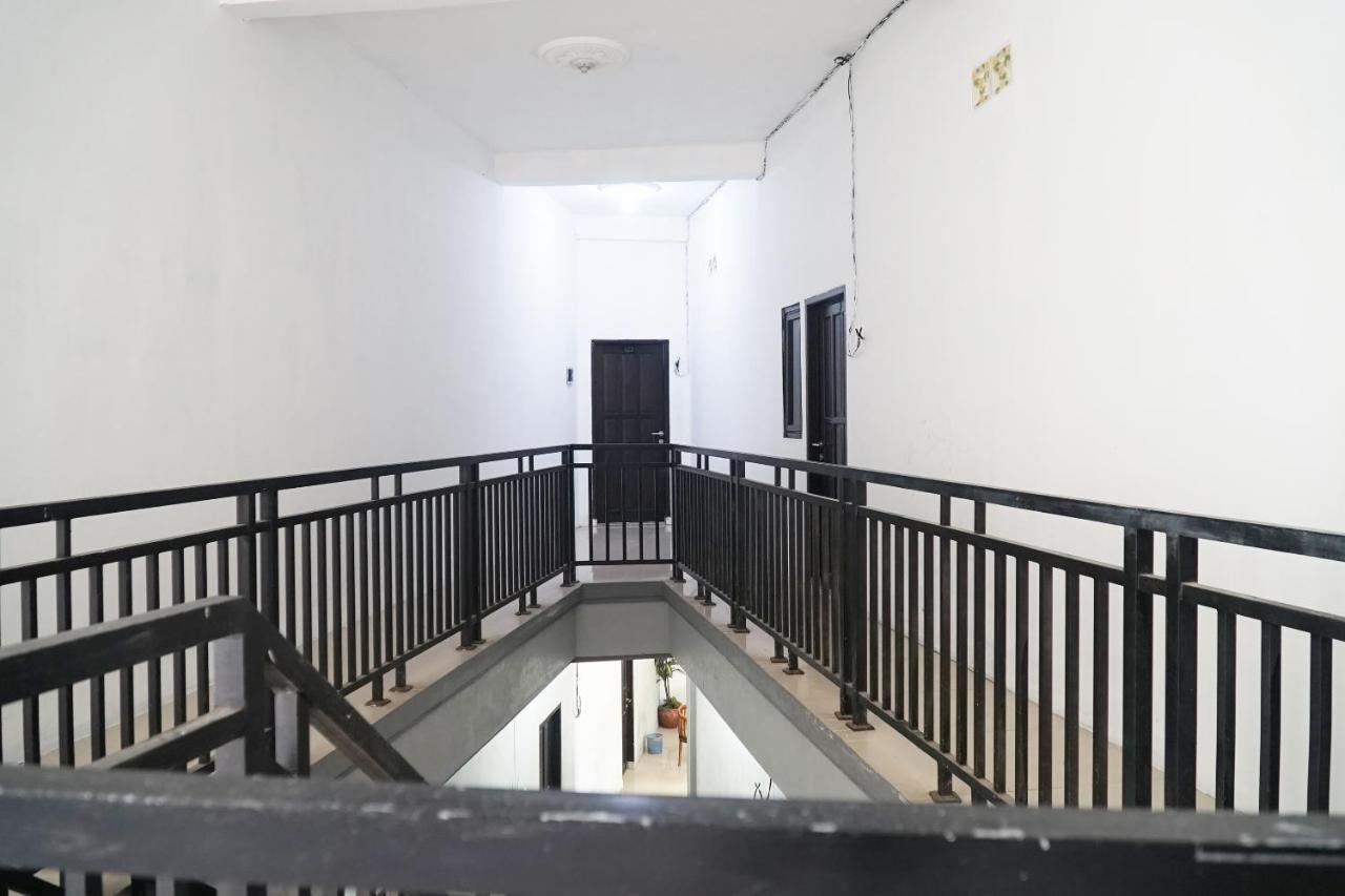 Oyo Flagship 1034 Pondok Mulia Guest House Syariah Balikpapan  Exteriör bild
